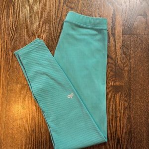 alo high waist 7/8 ribbed blissful leggings